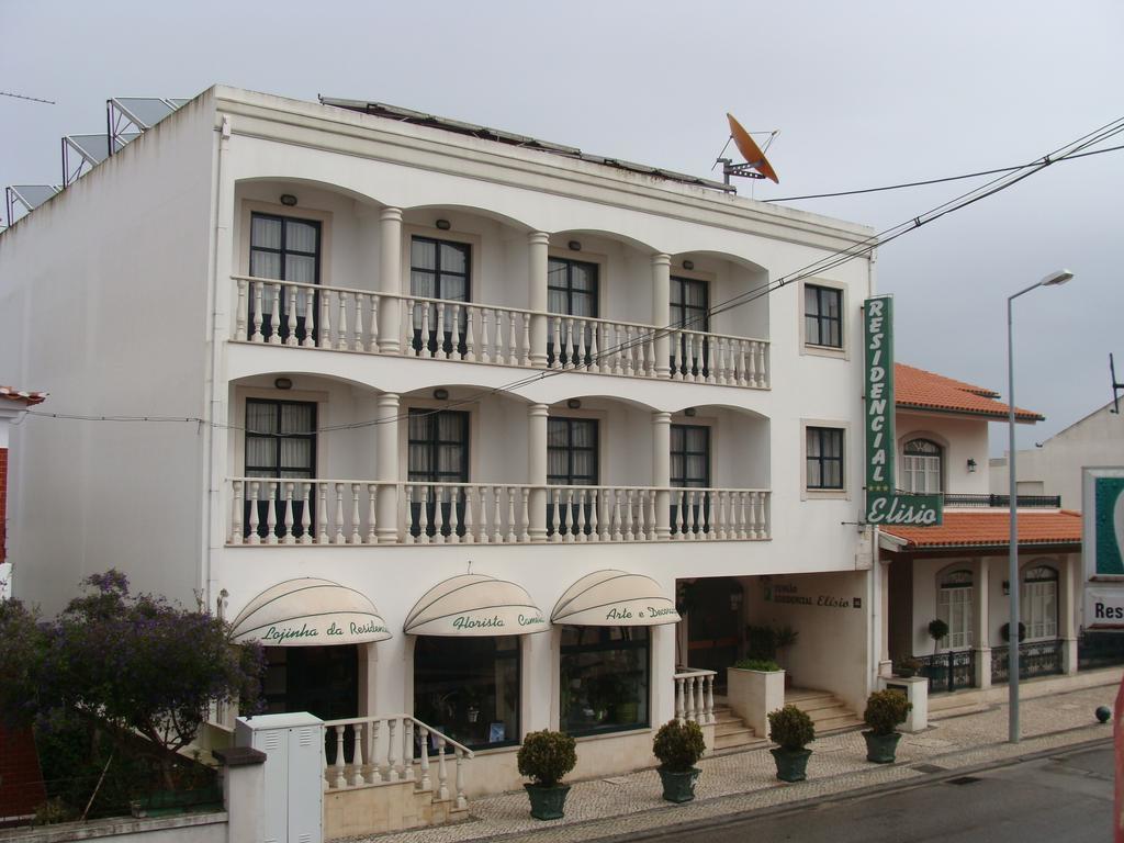 Residencial Elisio Hotel Paiao Esterno foto